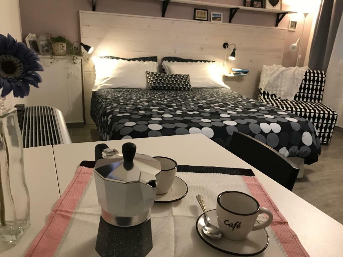 Ferienwohnung La Casa Blu Mirabella Imbaccari Exterior foto